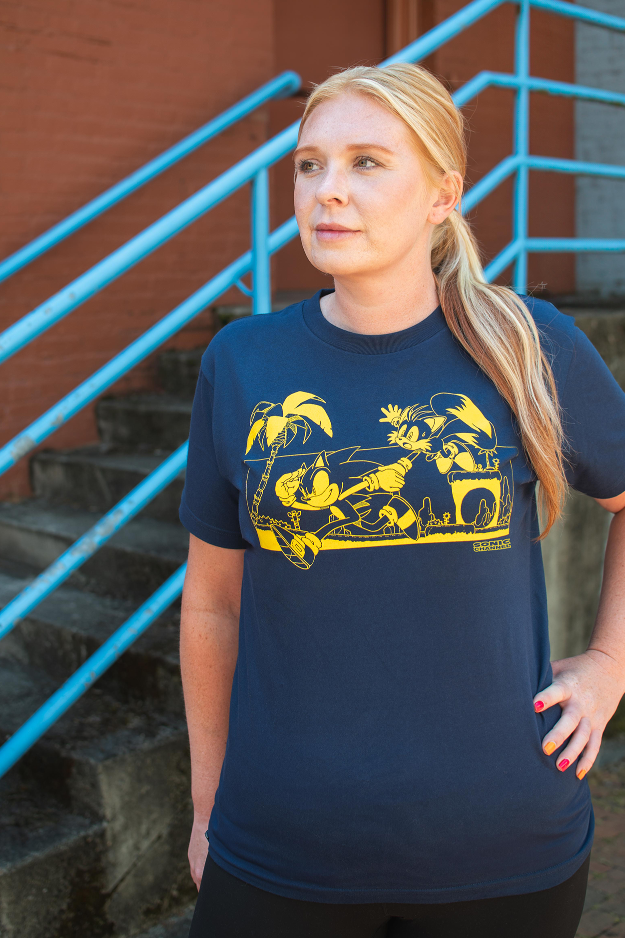 Sonic The Hedgehog: Sonic and Tails Wallpaper Cover Story Tee