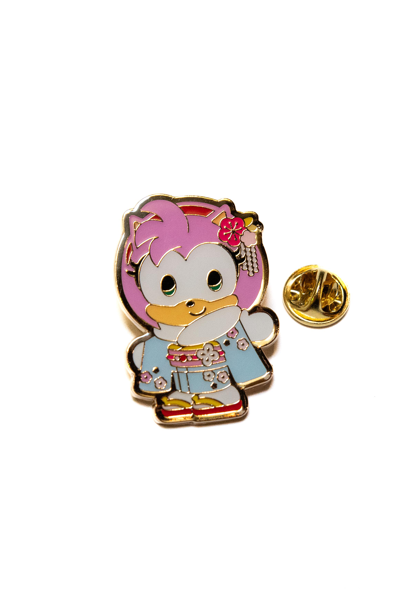 Sonic The Hedgehog: Kimono Series Winter Outing Amy Enamel Pin