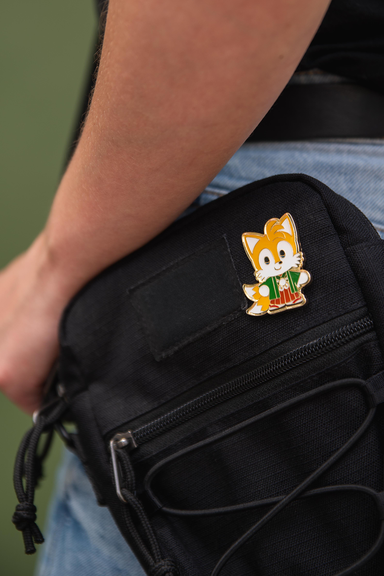 Sonic The Hedgehog: Kimono Series Winter Outing Tails Enamel Pin