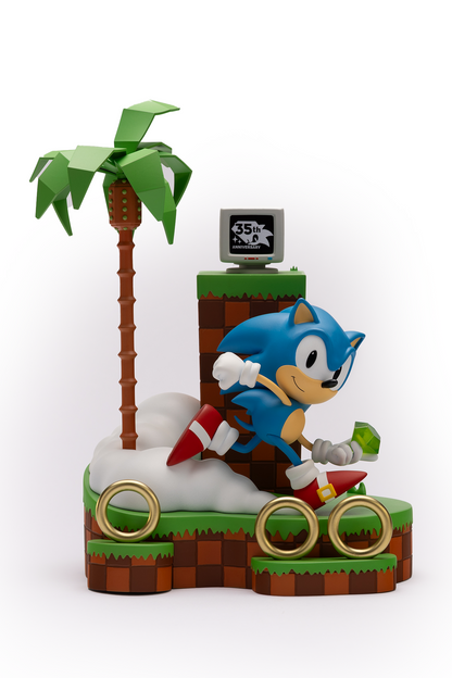 Sonic the Hedgehog: 35th Anniversary Green Hill Zone Statue