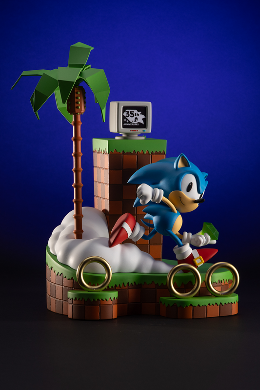 Sonic the Hedgehog: 35th Anniversary Green Hill Zone Statue