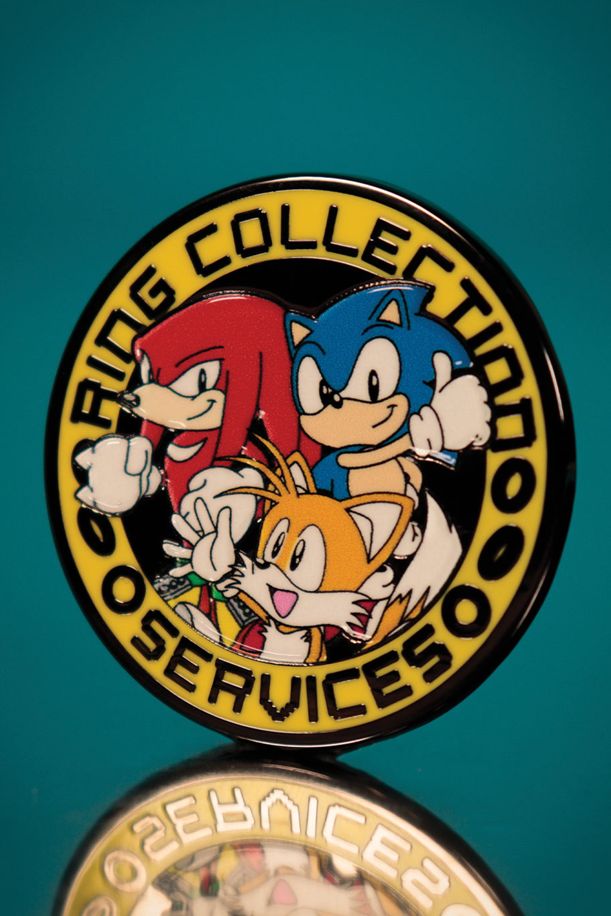 Sonic the Hedgehog: Sonic, Tails and Knuckles Pin Badge by Fanattik