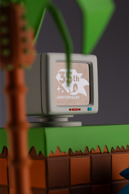 Sonic the Hedgehog: 35th Anniversary Green Hill Zone Statue