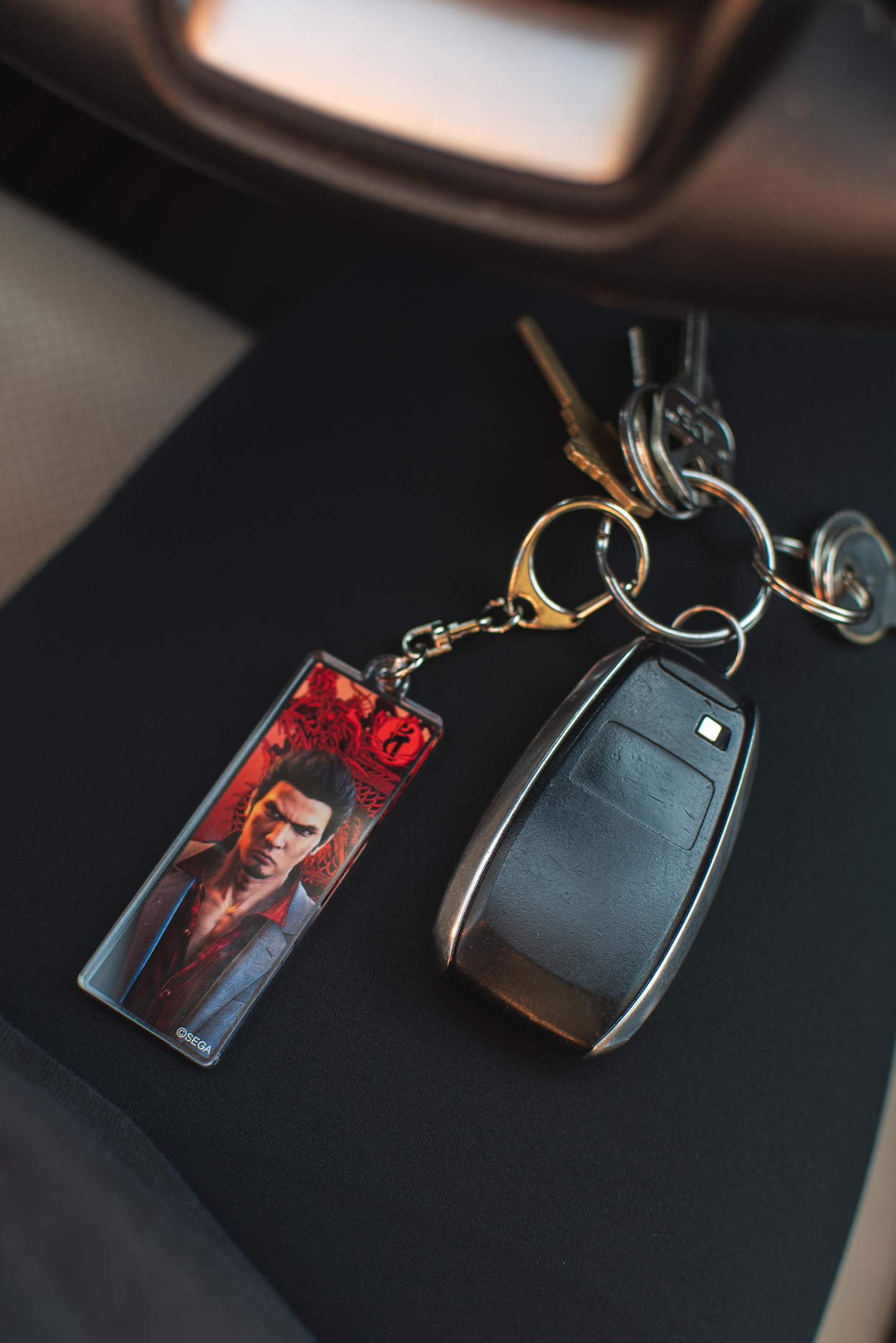 Like a Dragon: Kazuma Kiryu Acrylic Keychain – SEGA Shop