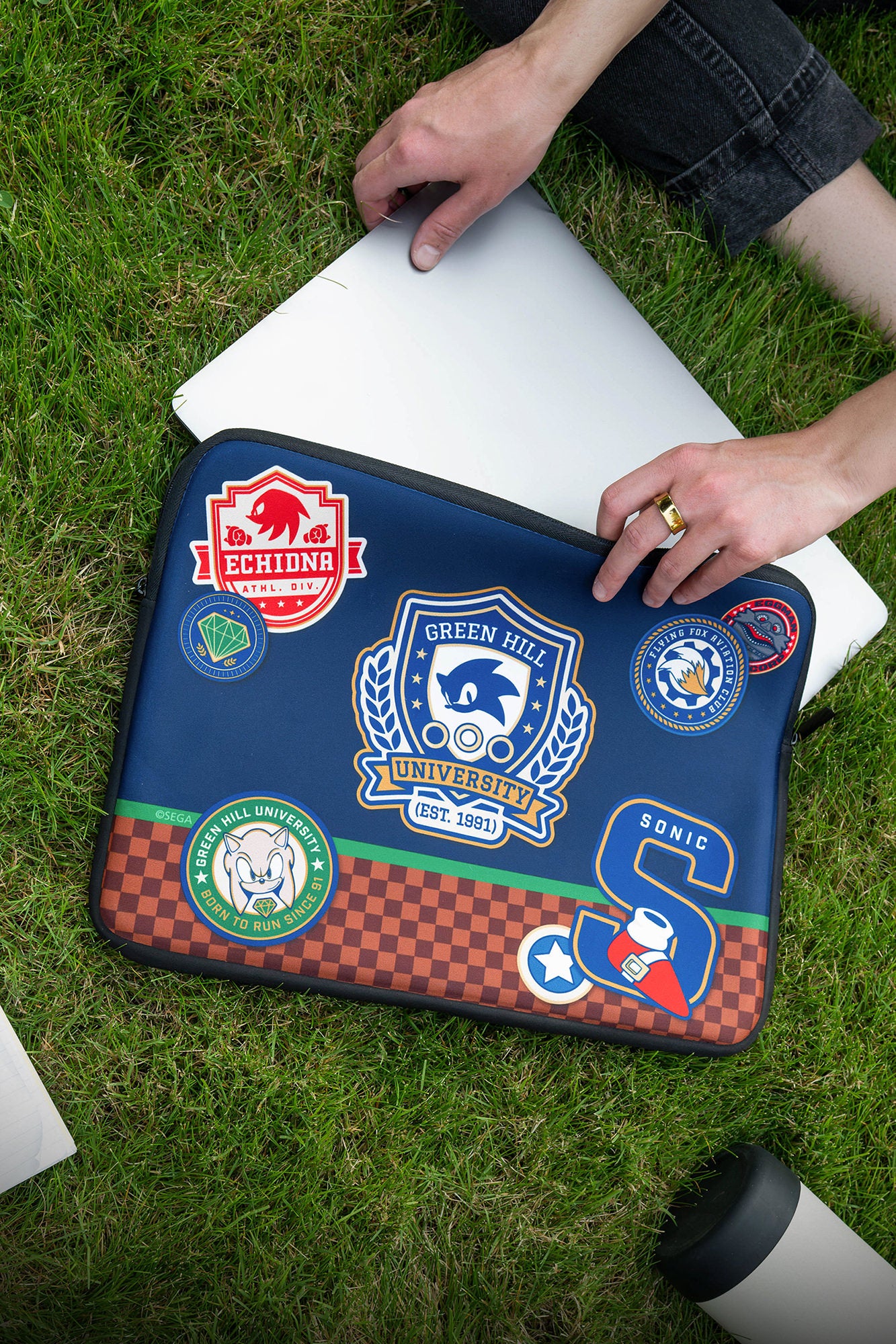 Sonic the Hedgehog: Back to Campus - Laptop Case