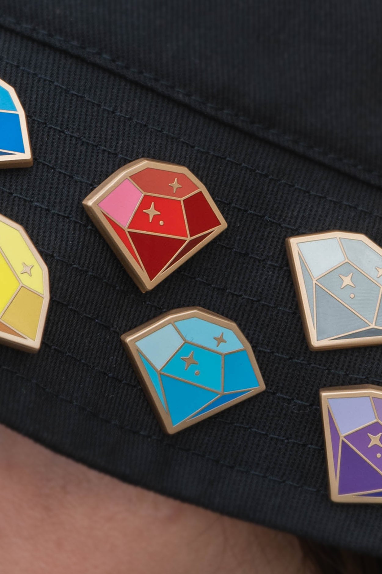 Sonic the Hedgehog: 35th Anniversary SuperSonic Hero Pin Set